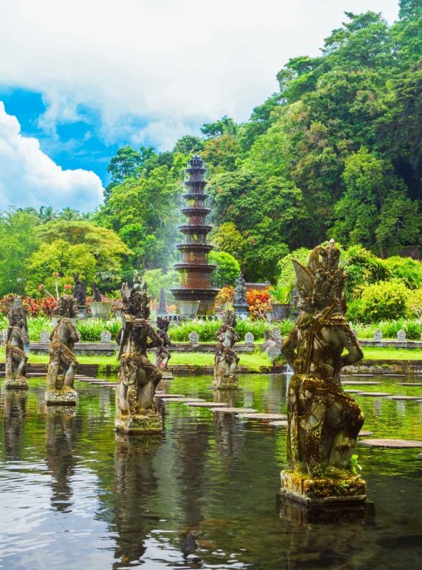 Tirta Gangga Bali, Tirta Gangga Temple