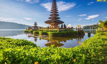 Ulun Danu Temple, bali combination