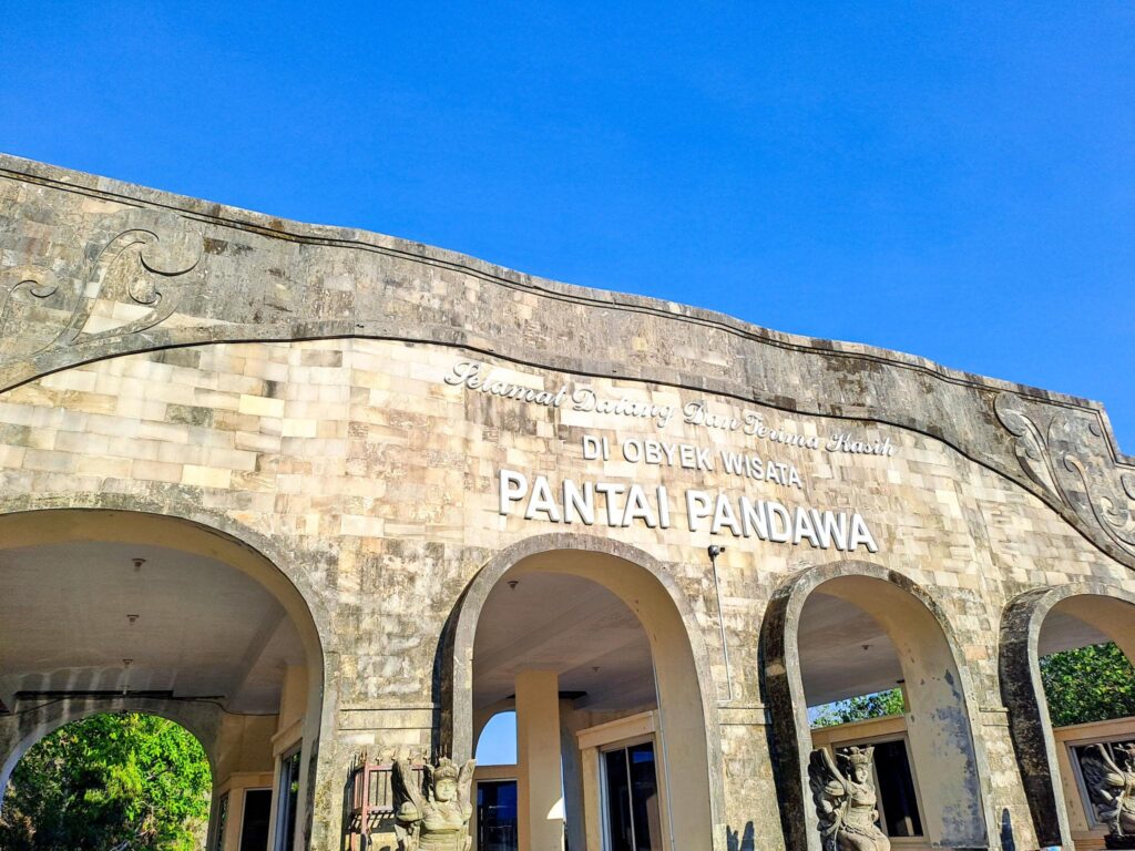 Obyek Pantai Pandawa