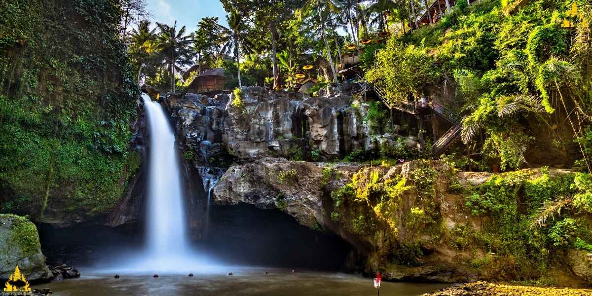 Air Terjun Tegenungan Waterfall