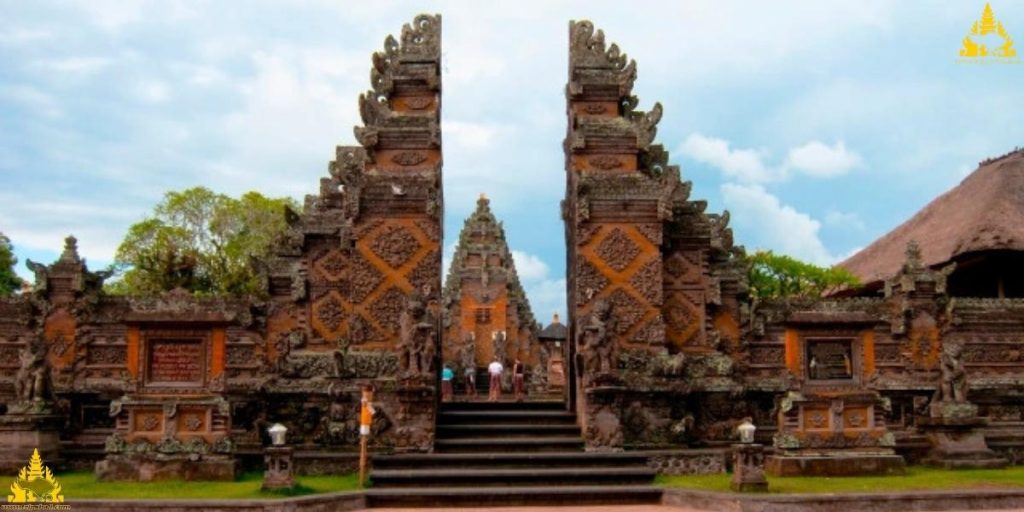 Batuan Temple Gianyar Bali